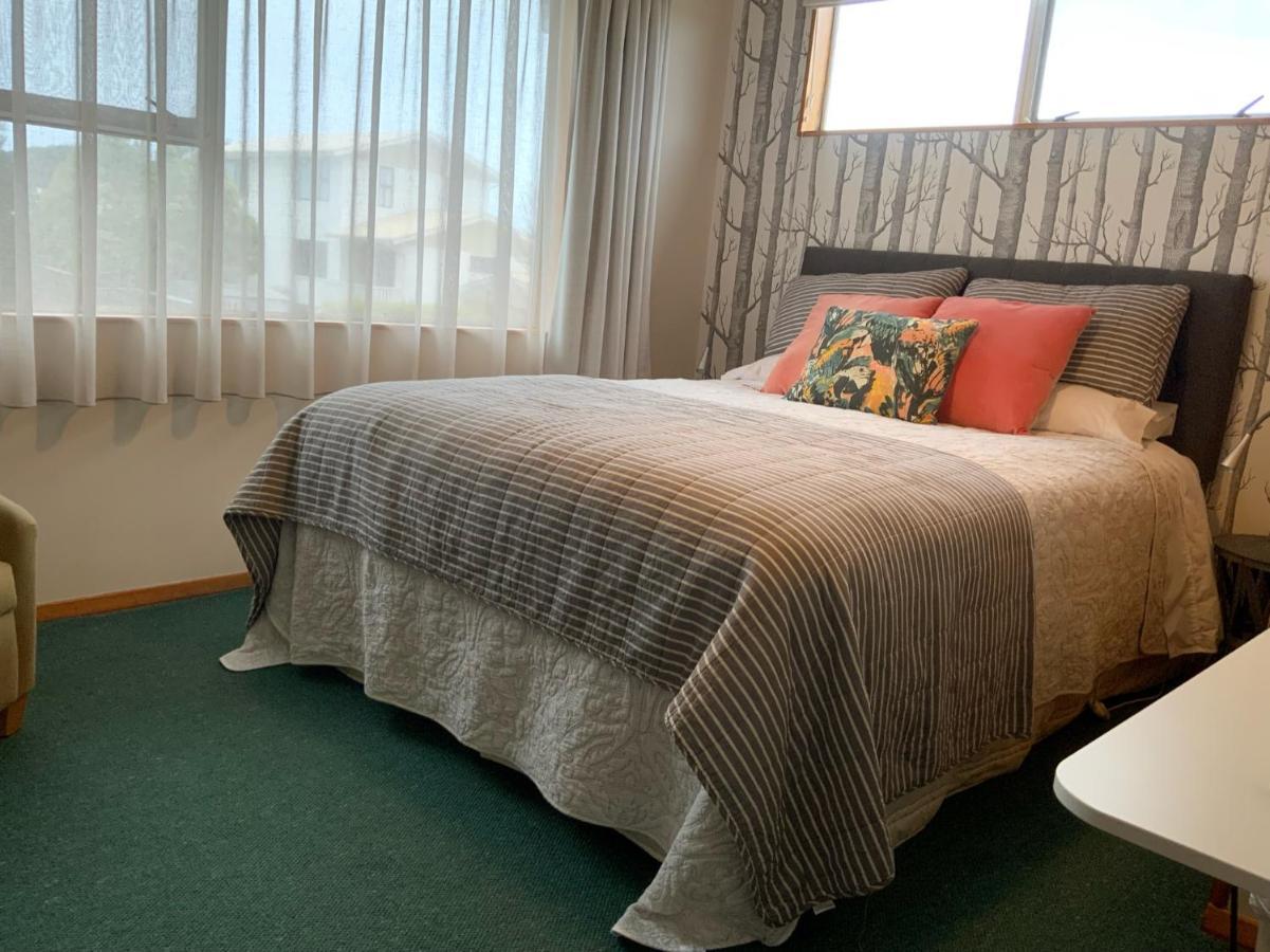 Bed & Breakfast Brook House & 4*